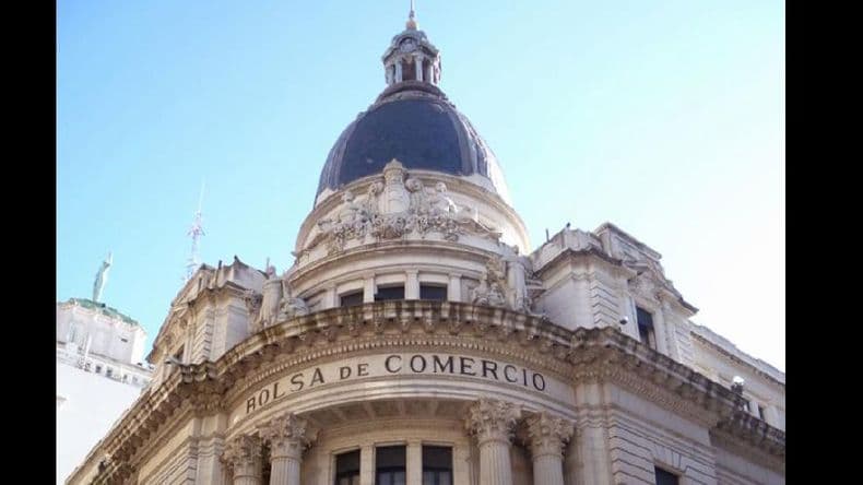 Caída de préstamos de entidades financieras a productores agropecuarios
