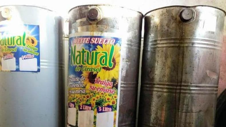 Efectos de la crisis: venta de leche y aceite a granel estimulan un riesgo bromatológico