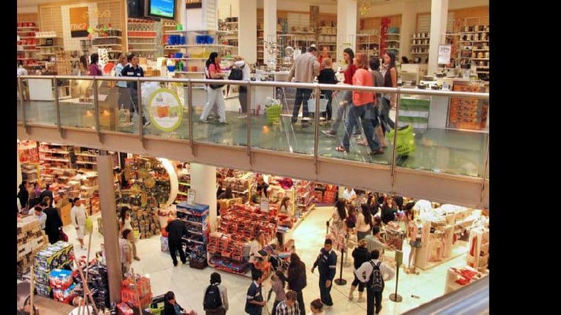 Por el paro del transporte el comercio perdería ventas por casi 2.200 millones de pesos