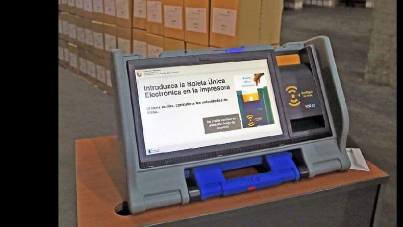 La boleta electrónica genera críticas y apoyo