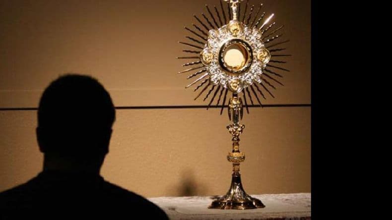 Abre la Capilla de Adoración Perpetua en la Merced
