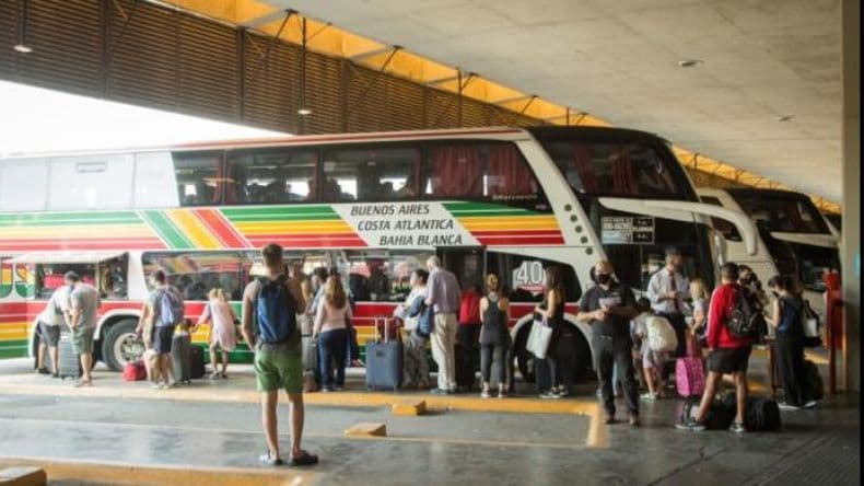 Las tarifas de los micros de larga distancia aumentarán un 45% en la provincia