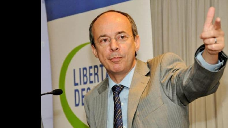 El economista Daniel Artana disertará hoy en la sala del Teatro Unión Ferroviaria