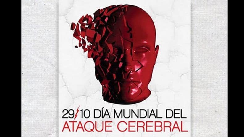 Charla informativa sobre ataque cerebral en la Clínica Pergamino