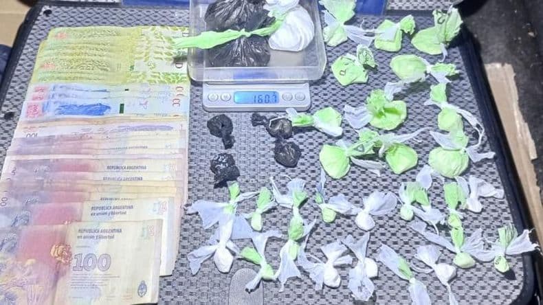 Desbarataron en Rojas una banda narco que operaba mediante "moto delivery"