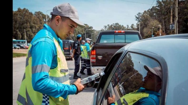 Pergamino a la espera de la adhesión, o no, a la ley "Alcohol Cero al Volante"