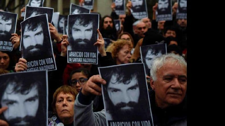 El hermano de Santiago Maldonado pidió “dejar trabajar” al juez