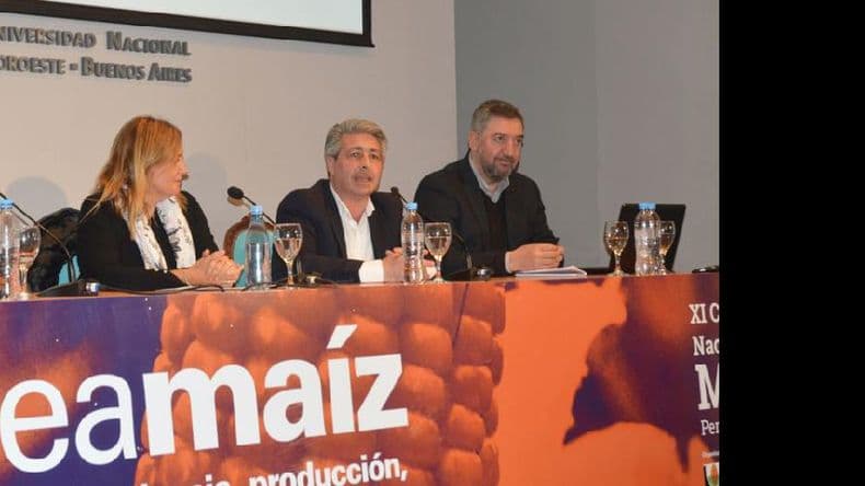 Martínez aseguró que Pergamino tiene el desafío de "ser un gran polo agroindustrial”
