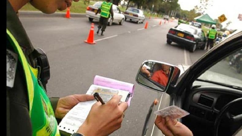 Licencias de conducir: se suspenderá a imprudentes y les exigirán nuevo examen