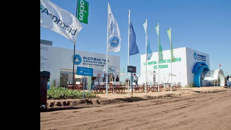 Rizobacter lanzará la nueva fórmula de su inoculante larga vida