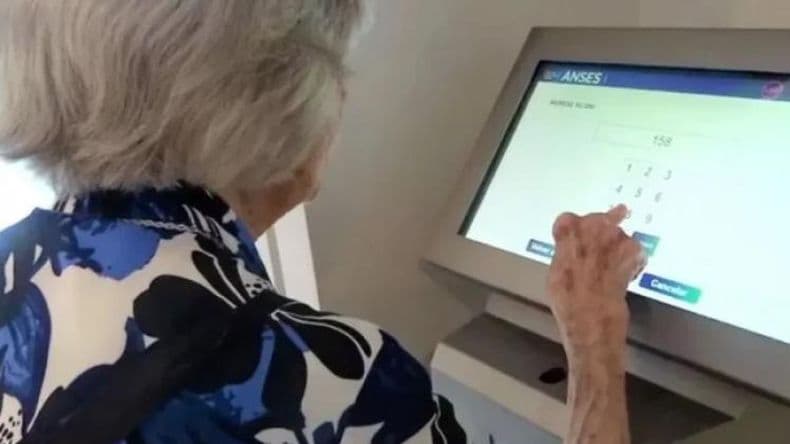Desde este martes, los bancos ya no tendrán que exigir fe de vida