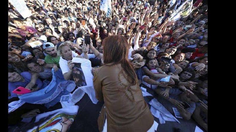 Bonadio citó a indagatoria por encubrimiento a Cristina Kirchner
