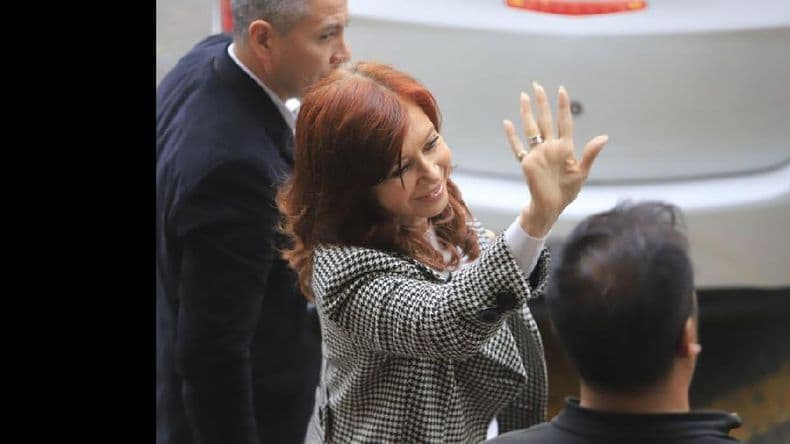 Cristina Kirchner estuvo en Comodoro Py para la segunda jornada del juicio