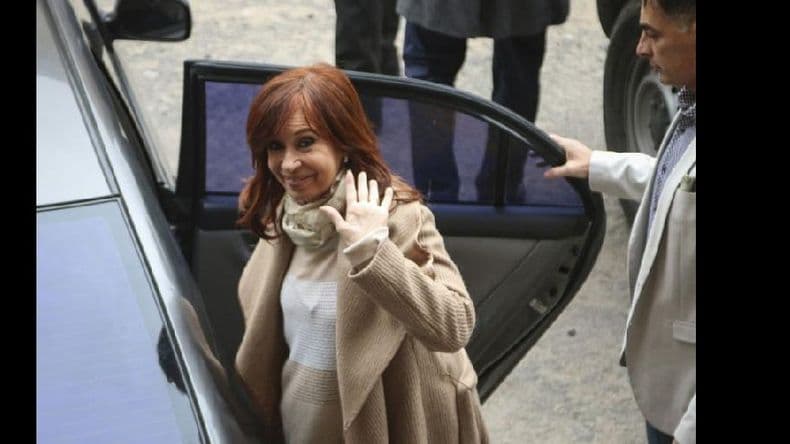 Procesaron a Cristina, Jaime y De Vido por sobornos en subsidios a trenes