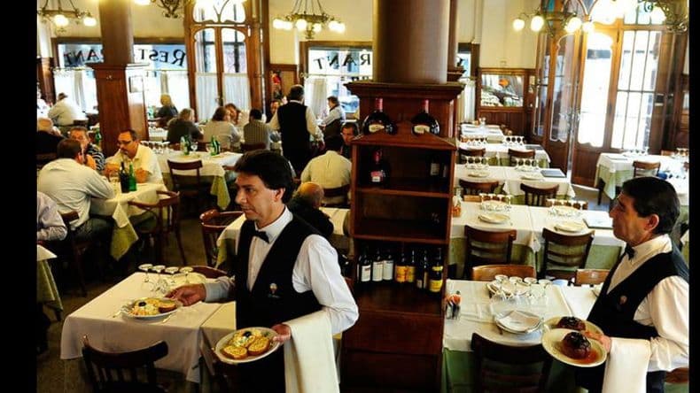 Los gastronómicos y hoteleros celebran hoy su día