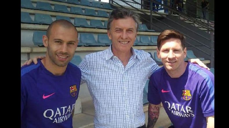 Macri consiguió una postal de campaña con Messi y Mascherano