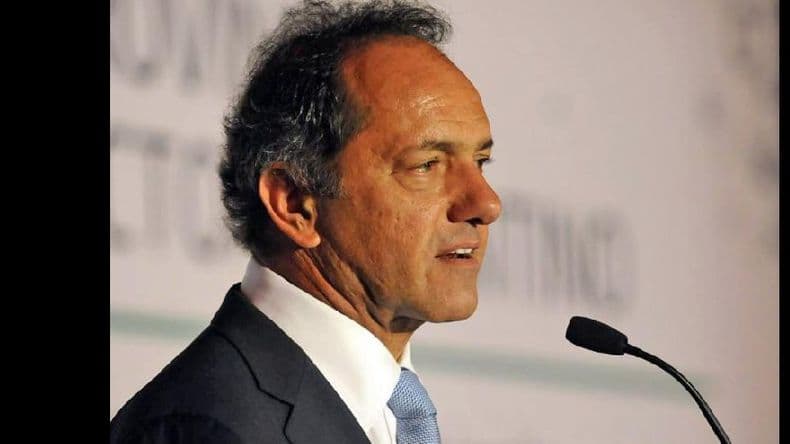 Scioli dijo que a algunos les agarró la “debatemanía”