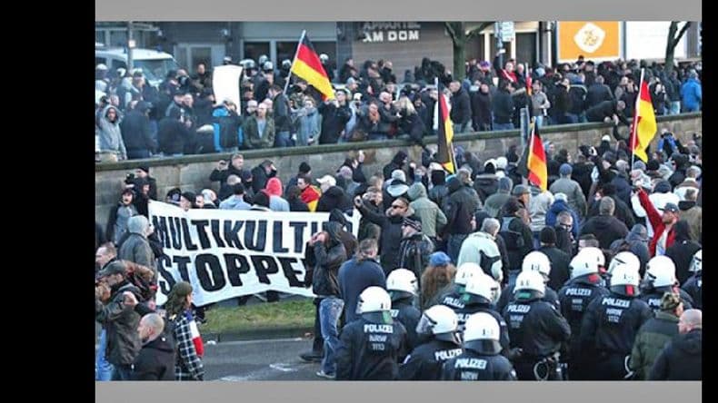Merkel y su partido endurecen su discurso sobre los refugiados