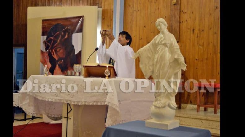 Entronizaron una imagen réplica de Nuestra Señora de la Sonrisa