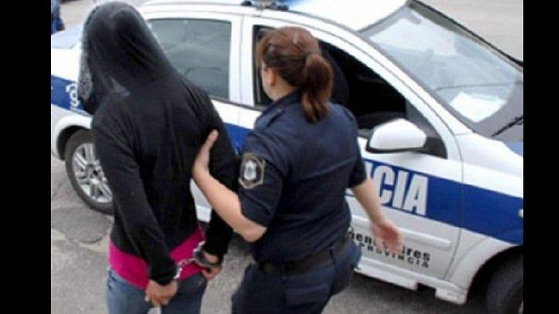 Se entregó la adolescente que habría apuñalado a la joven el miércoles pasado