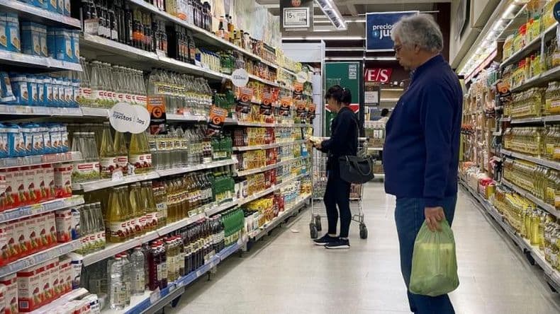 La inflación de octubre fue del 8,3%, según el informe elevado este lunes por el Indec