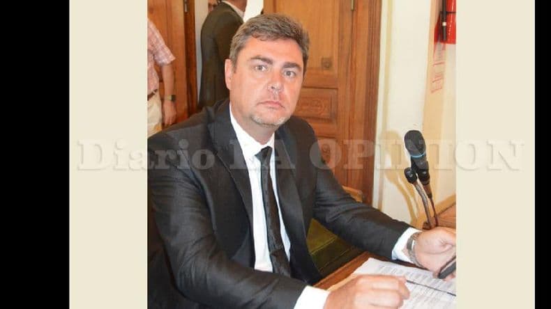 El rechazo al cobro indebido de plus médico se instaló en el Concejo