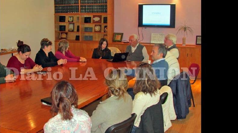 Presentaron el proyecto de agricultura familiar en la Universidad del Noroeste