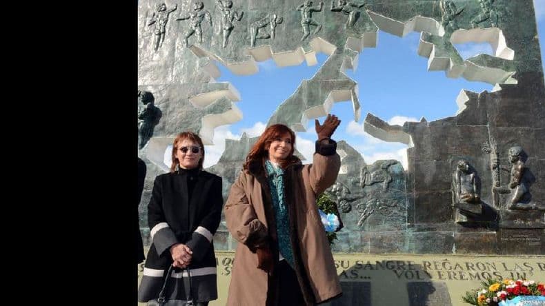 La presidenta encabezó en Ushuaia el acto central por el 2 de Abril