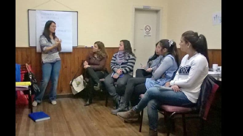 Capacitaron en salud emocional al personal de los Centros de Desarrollo Comunitario