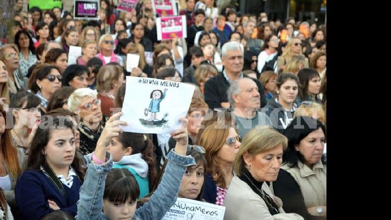 “Ni una menos”: los pergaminenses dijeron “presente” en la movilización
