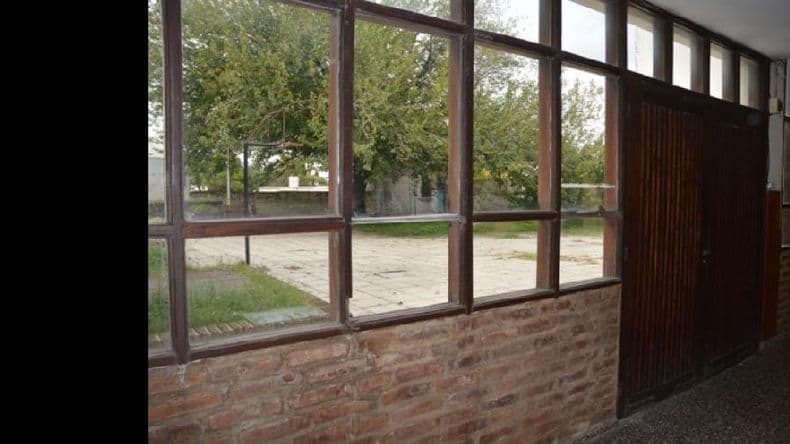 Evalúan las medidas de seguridad a implementar Escuela Nº 502