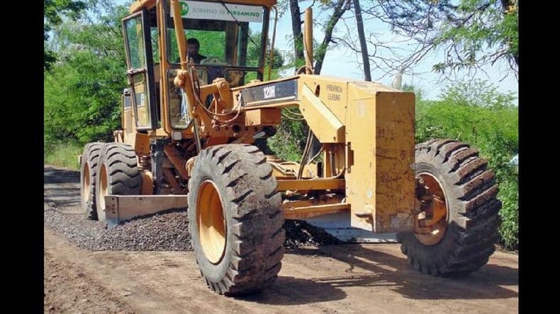 Servicios Públicos continúa atendiendo en los barrios reclamos de los vecinos