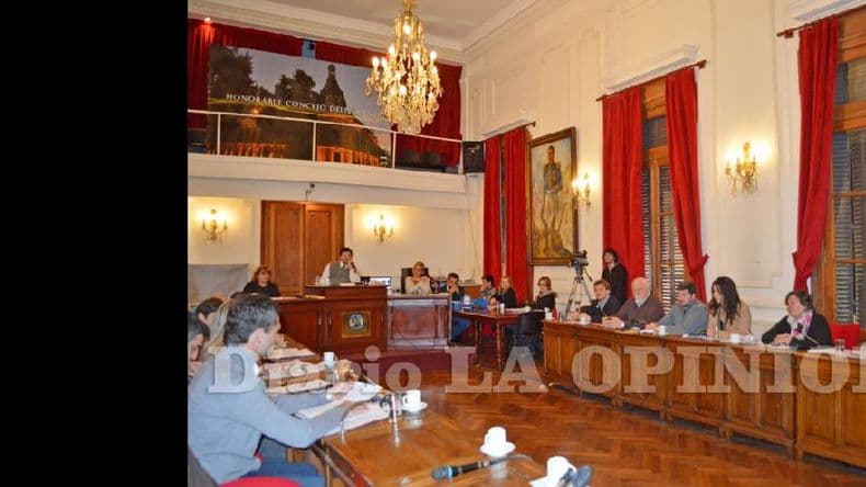 Satisfacción de ediles de Faunen por la Ordenanza de fitosanitarios