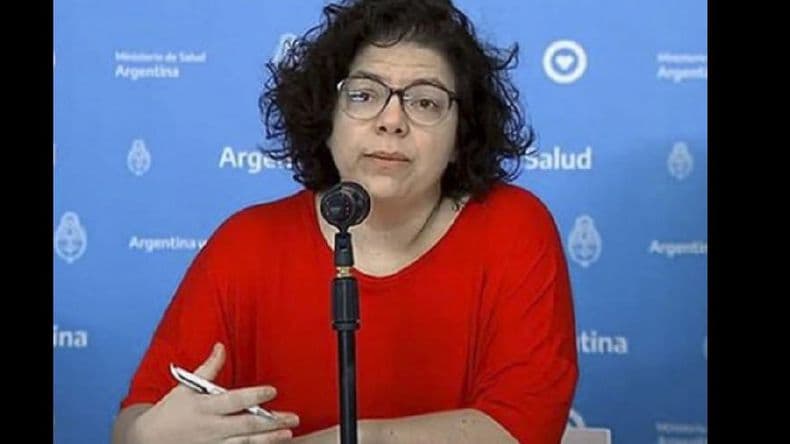 Tras el escándalo, el Gobierno hizo un nuevo reglamento para transparentar la vacunación