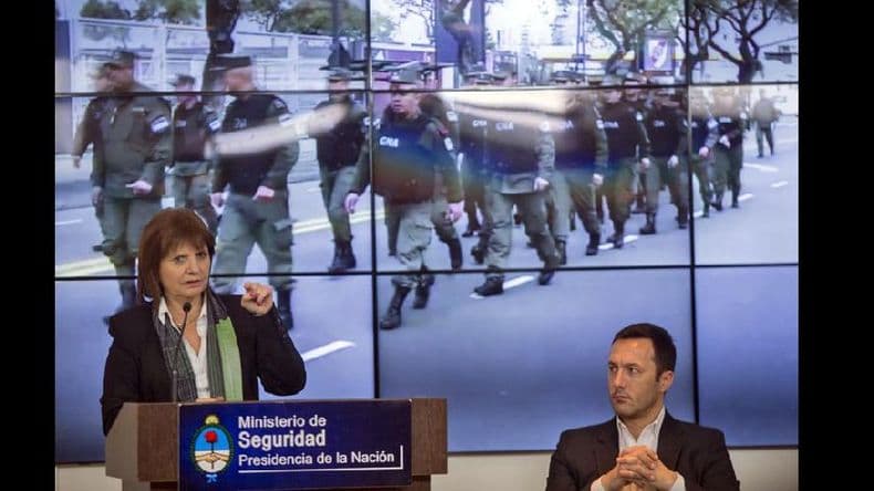Patricia Bullrich presentó el programa “Tribuna Segura”