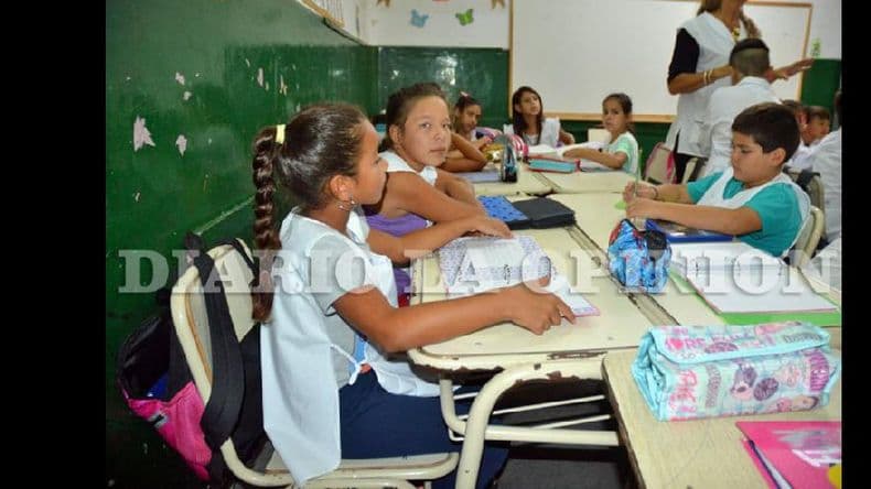 Educación abre una nueva convocatoria para docentes que no pudieron tomar horas