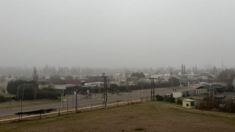 Una intensa neblina cubre la ciudad ¿Qué indica el pronóstico?