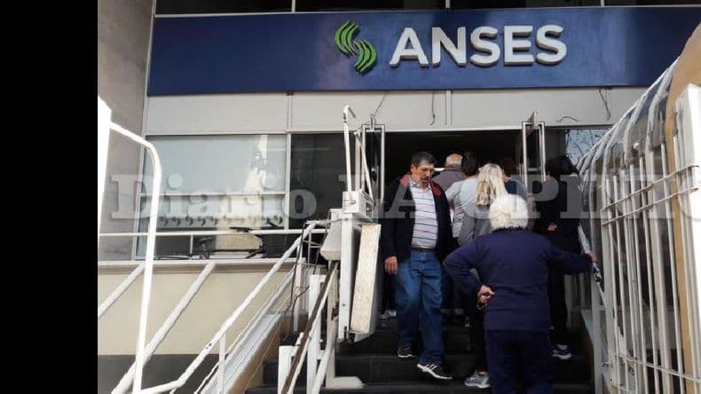 Beneficiarios de Asignaciones Universales y pensiones ya pueden sacar un crédito Argenta