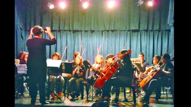 Concierto en la Peatonal de la Orquesta Infanto Juvenil