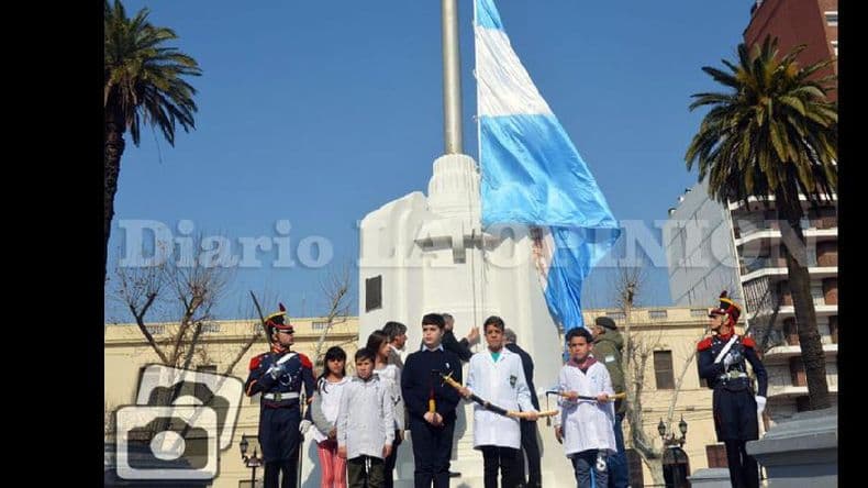 Se entregaron condecoraciones a los excombatientes y veteranos de Malvinas