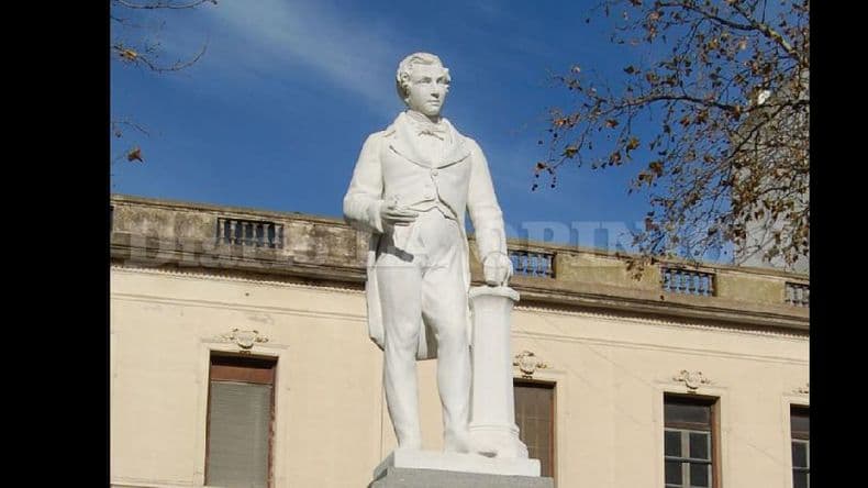 En honor a Mariano Moreno, los periodistas hoy celebran su día