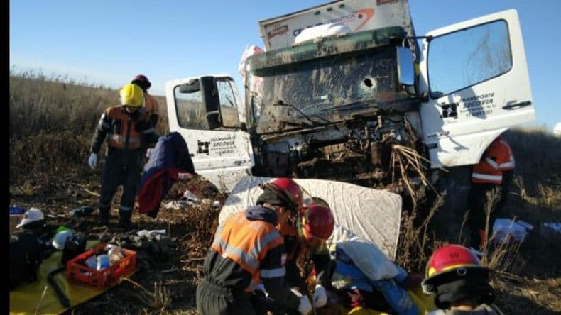 Un camionero murió e investigan si sufrió un ataque al querer escapar de un piquete