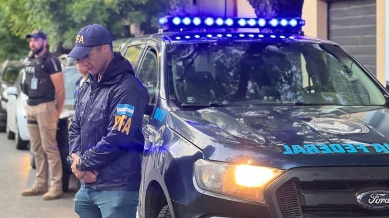 Allanaron cuatro domicilios por personas sospechadas de compartir pornografía infantil