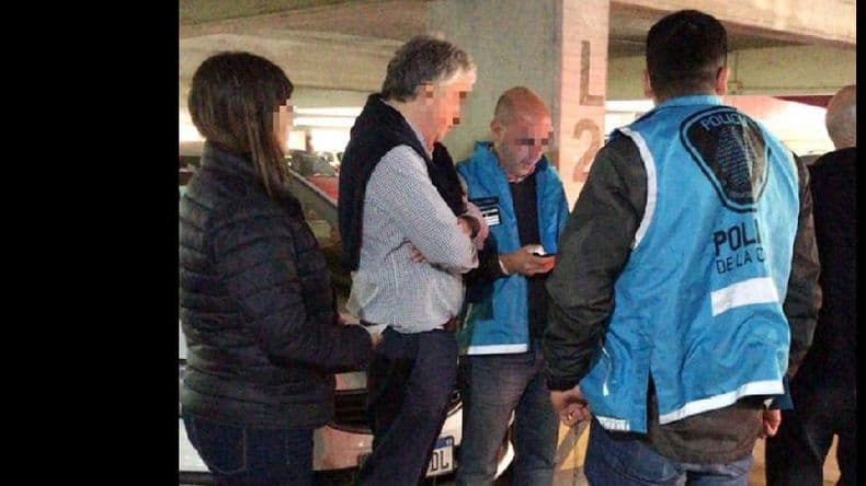 Pornografía infantil: tras el arresto del pediatra detuvieron a un joven