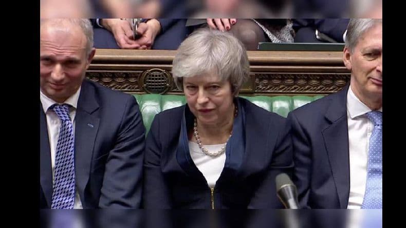 El Parlamento británico rechazó por amplia mayoría el pacto del Brexit de May