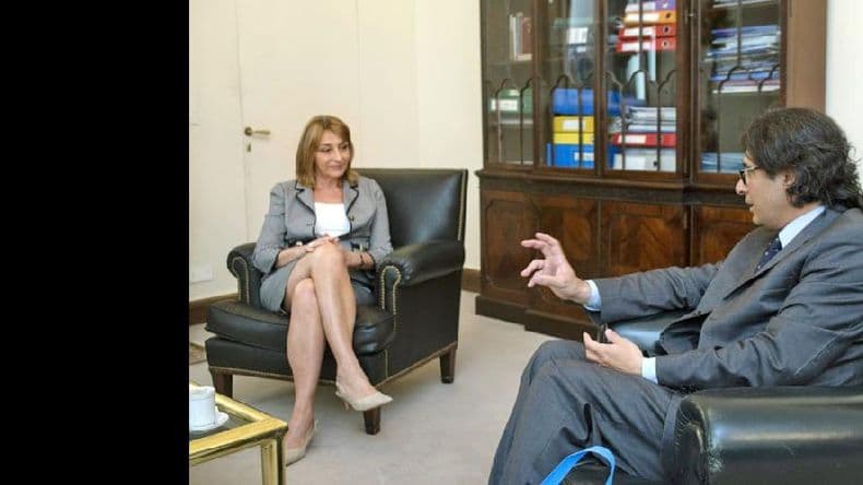 El ministro de Justicia se reunió con la procuradora