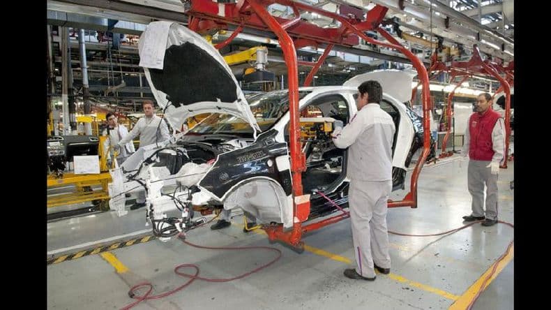 La producción de autos subió 6,3% en junio
