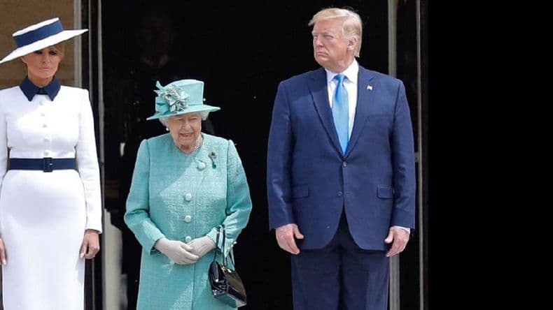 Trump fue recibido por la reina tras llegar a Londres insultando a su alcalde