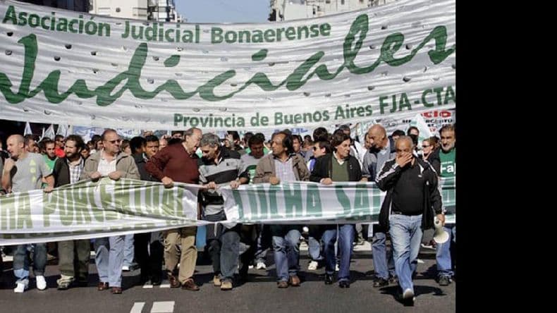 La Provincia convocó a judiciales, para formular una propuesta de aumento