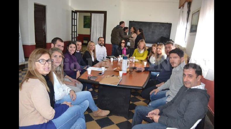 Nueva reunión en Rojas entre concejales y autoridades de Pullman